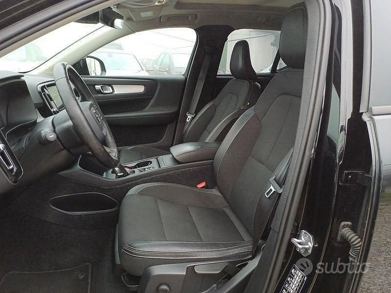 Usata Volvo XC40 Inscription 150 CV (110 kW) 2020 Nero SUV