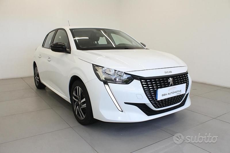 Usata Peugeot 208 Allure 101 CV (74 kW) 2023 Bianco Utilitaria