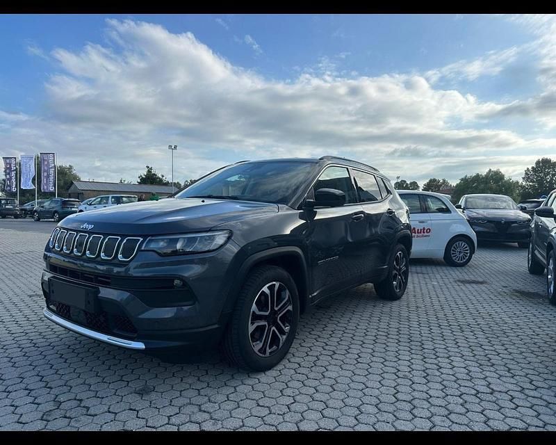 Usata Jeep Compass 131 CV (96 kW) 2023 Grigio SUV