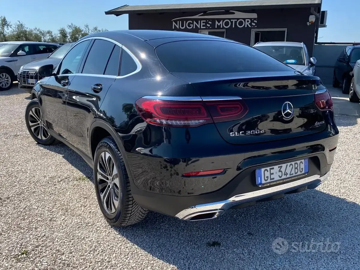 Usata Mercedes GLC200 Premium 163 CV (119 kW) 2021 Nero SUV
