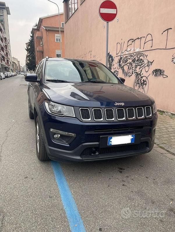 Usata 2018 Jeep Compass Longitude SUV | 9800 € (Super prezzo) - Immagine 1/4