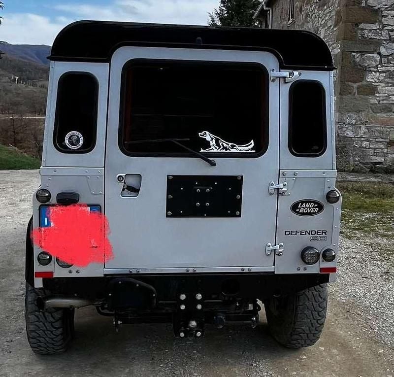 Usata Land Rover Defender S 122 CV (89 kW) 2007 Station wagon