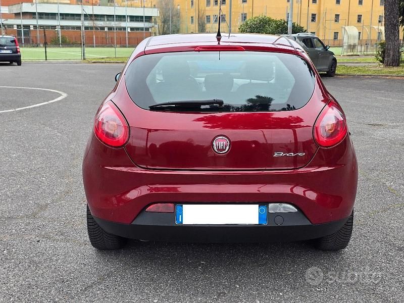 Usata Fiat Bravo 120 CV (88 kW) 2009 Rosso Utilitaria