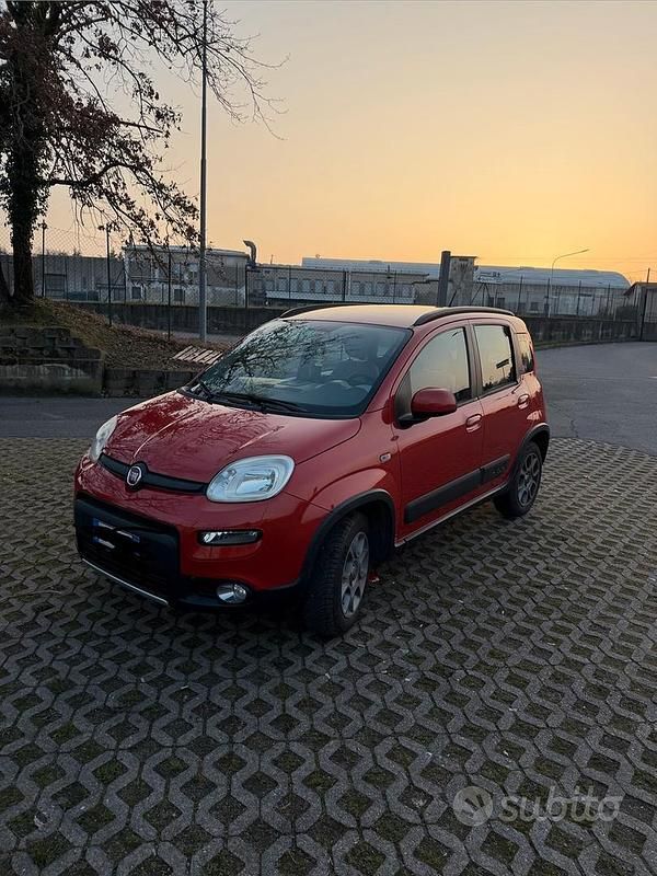 Usata Fiat Panda 4x4 75 CV (55 kW) 2014 Utilitaria
