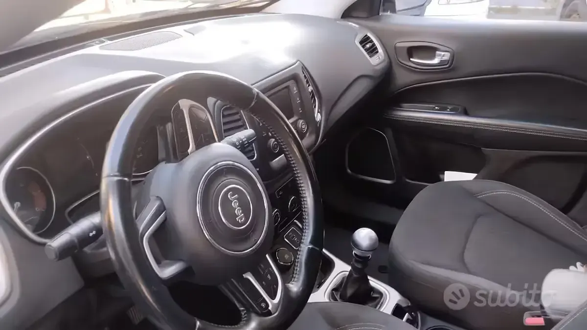 Usata Jeep Compass 156 CV (114 kW) 2018 Nero SUV