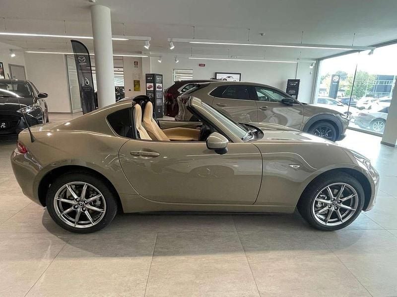 Nuova Mazda MX5 Kazari 132 CV (97 kW) 2026 Zircon sand Cabrio
