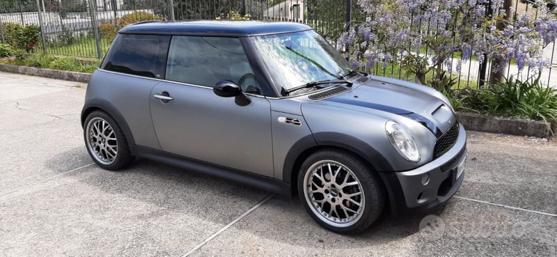 Usata Mini Cooper S 163 CV (119 kW) 2002 Grigio Utilitaria