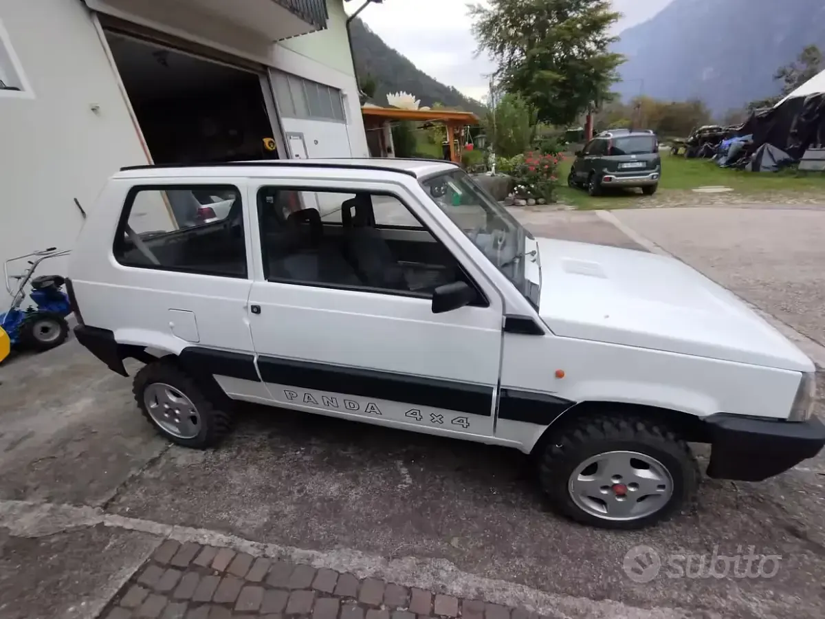 Usata Fiat Panda 4x4 50 CV (36 kW) 1990 Utilitaria