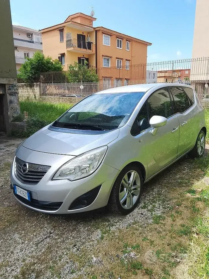 Usata Opel Meriva 120 CV (88 kW) 2017 Monovolume
