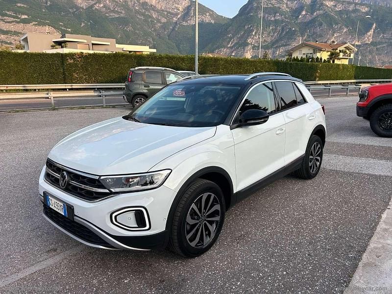 Usata VW T-Roc Style 150 CV (110 kW) 2024 Bianco SUV