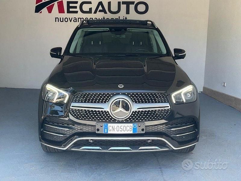 Usata Mercedes GLE400 Premium Plus 330 CV (242 kW) 2023 Nero SUV