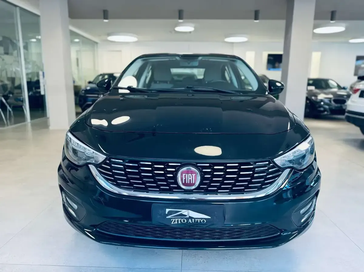 Usata Fiat Tipo Easy 95 CV (69 kW) 2018 Nero Berlina