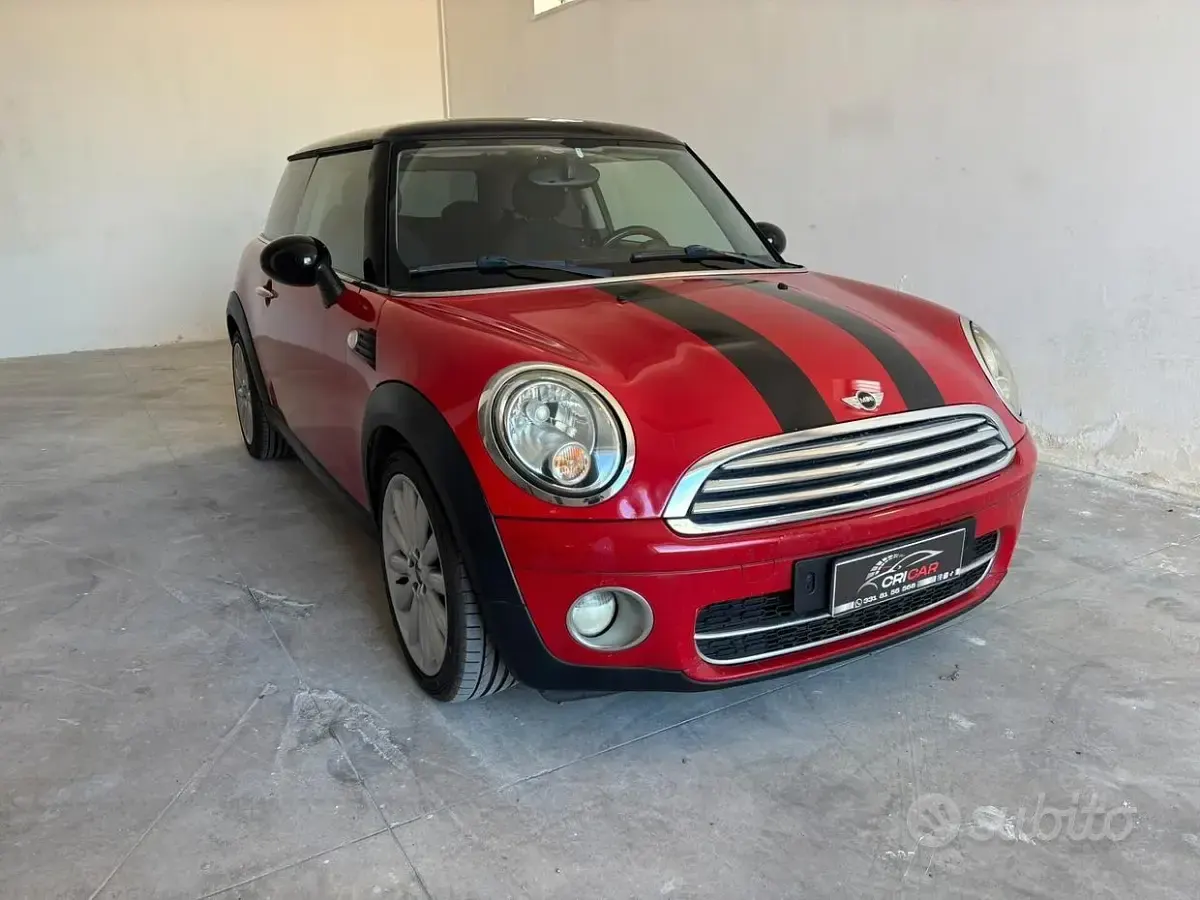 Usata Mini Cooper D 109 CV (80 kW) 2008 Rosso Utilitaria