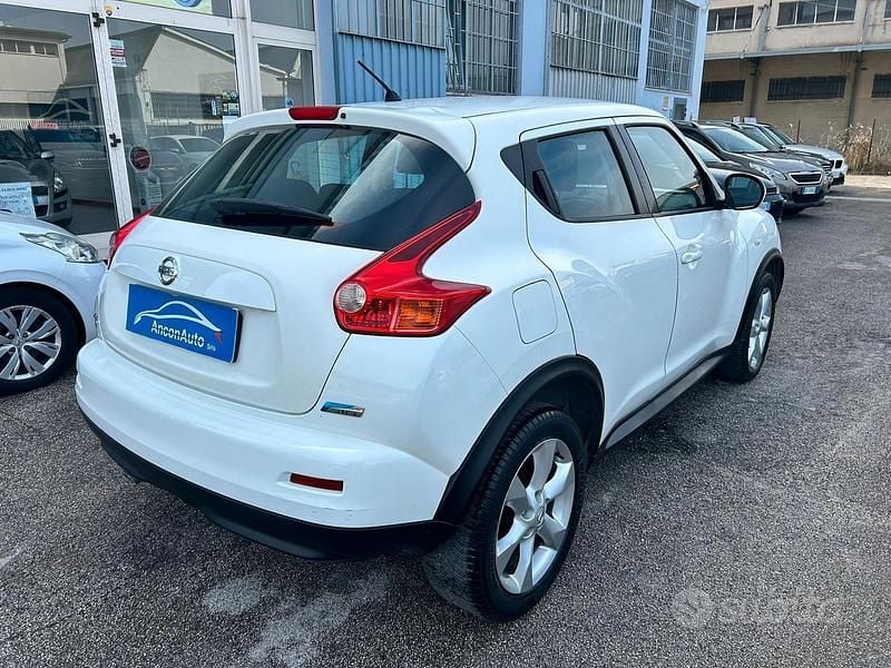 Usata Nissan Juke 110 CV (80 kW) 2011 Bianco SUV