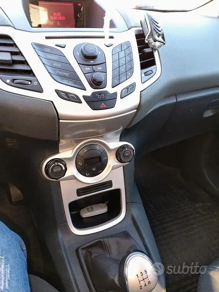 Usata Ford Fiesta Titanium 82 CV (60 kW) 2009 Nero Utilitaria