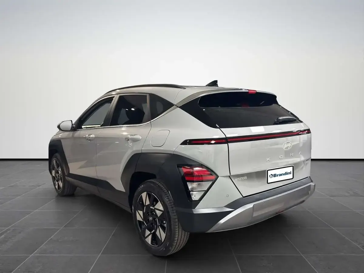Nuova Hyundai Kona 102 CV (75 kW) 2026 Gray SUV