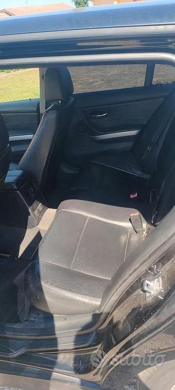 Usata BMW 320 2008 Nero Station wagon