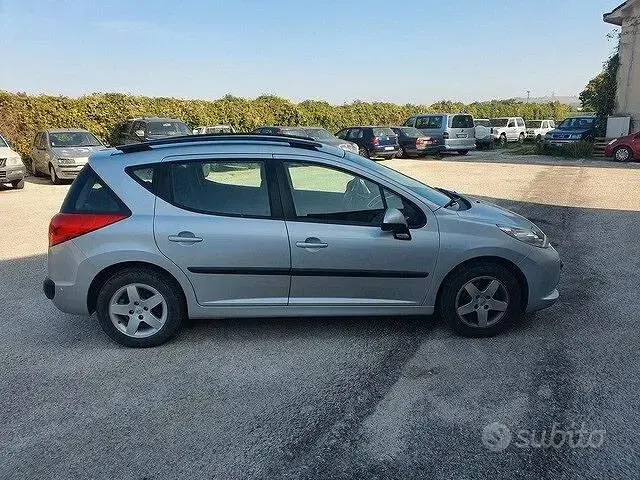 Usata Peugeot 207 73 CV (53 kW) 2009 Grigio Station wagon