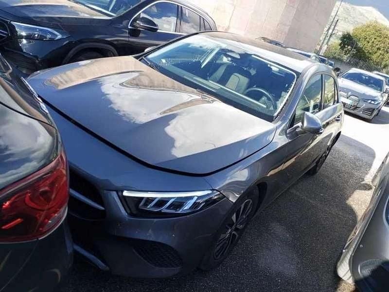 Grigio Usata 2025 Mercedes A180 Advanced Berlina | 28.990 € (Ottimo prezzo) - Immagine 1/4