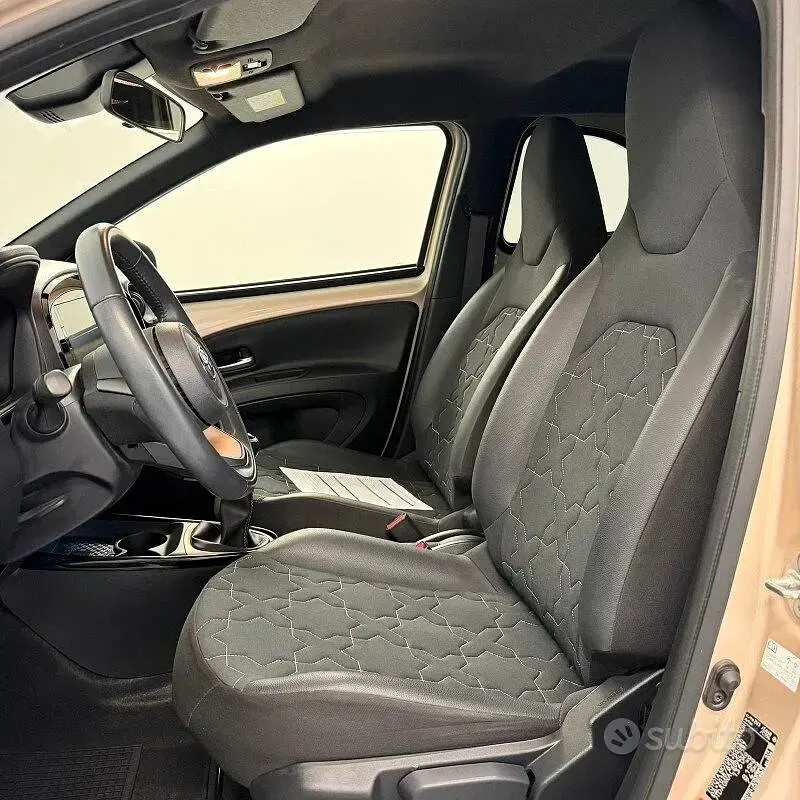 Usata Toyota Aygo X 72 CV (52 kW) 2022 SUV