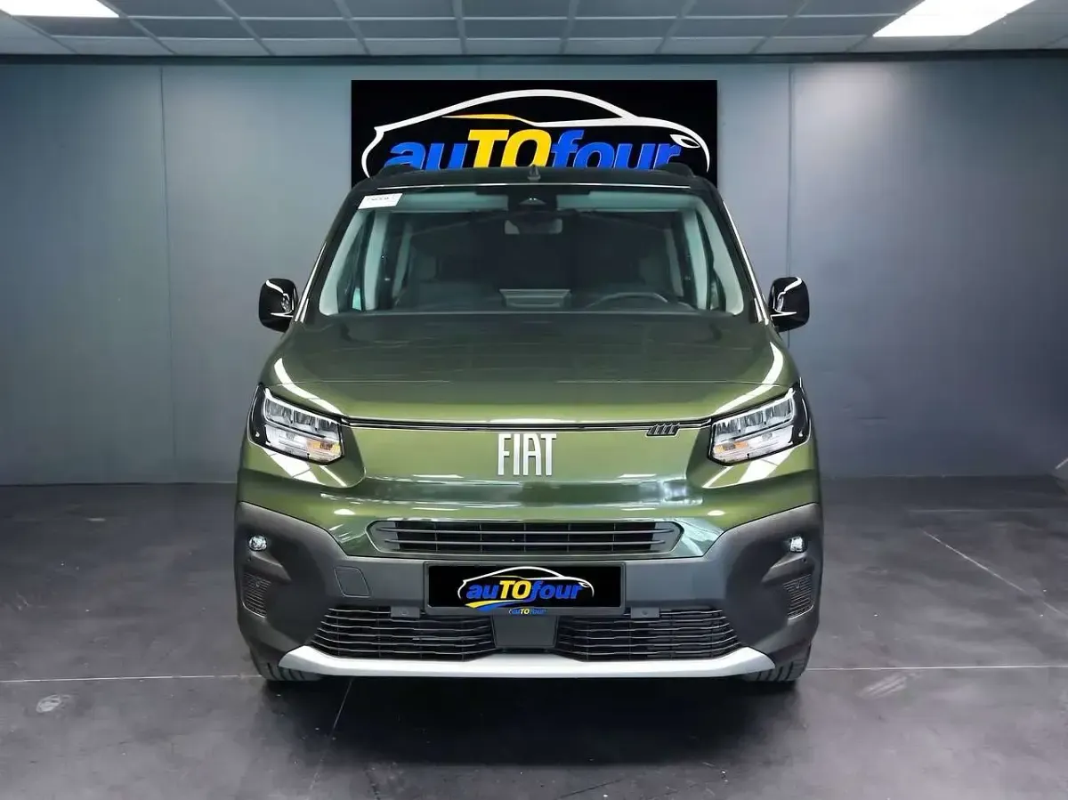 Nuova Fiat Qubo La Prima 131 CV (96 kW) 2026 Verde Monovolume