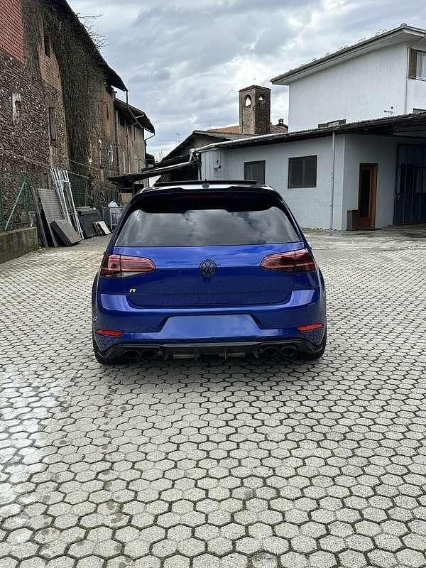 Usata VW Golf VII R 310 CV (228 kW) 2017 Blu/azzurro Berlina