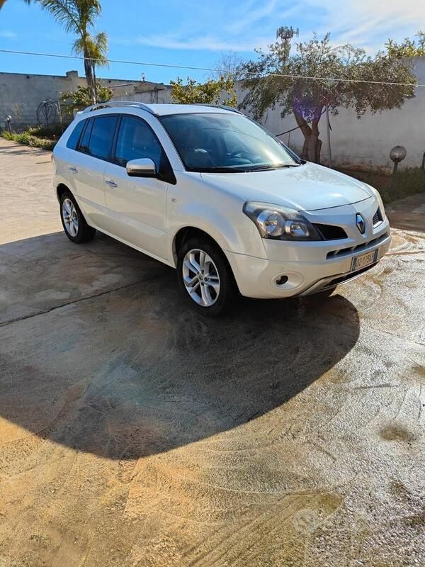 Usata Renault Koleos 2009 Bianco SUV
