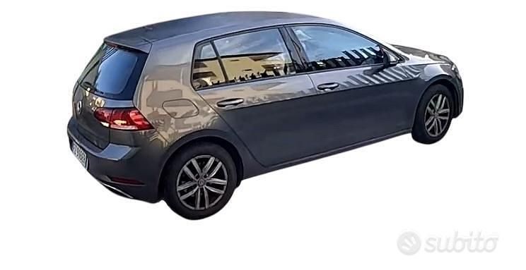 Usata VW Golf VII 110 CV (80 kW) 2020 Grigio Berlina