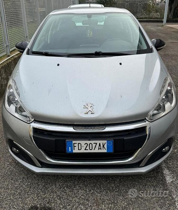 Usata Peugeot 208 75 CV (55 kW) 2016 Grigio Utilitaria