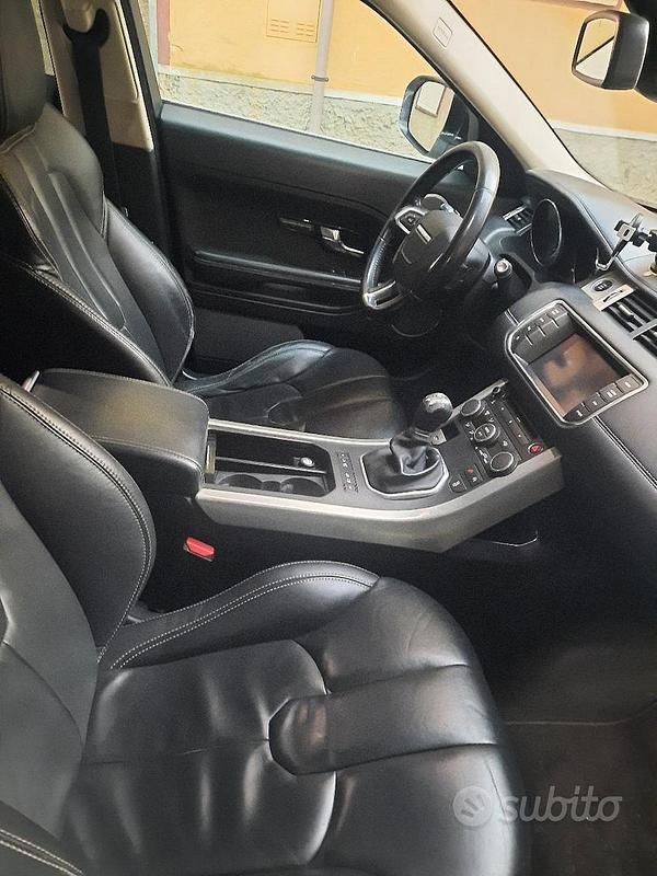 Usata Land Rover Range Rover evoque 190 CV (139 kW) 2011 Bianco SUV