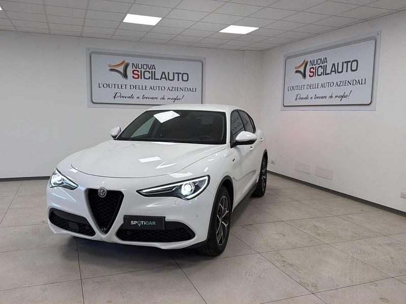 Usata Alfa Romeo Stelvio Sprint 190 CV (139 kW) 2020 Bianco SUV