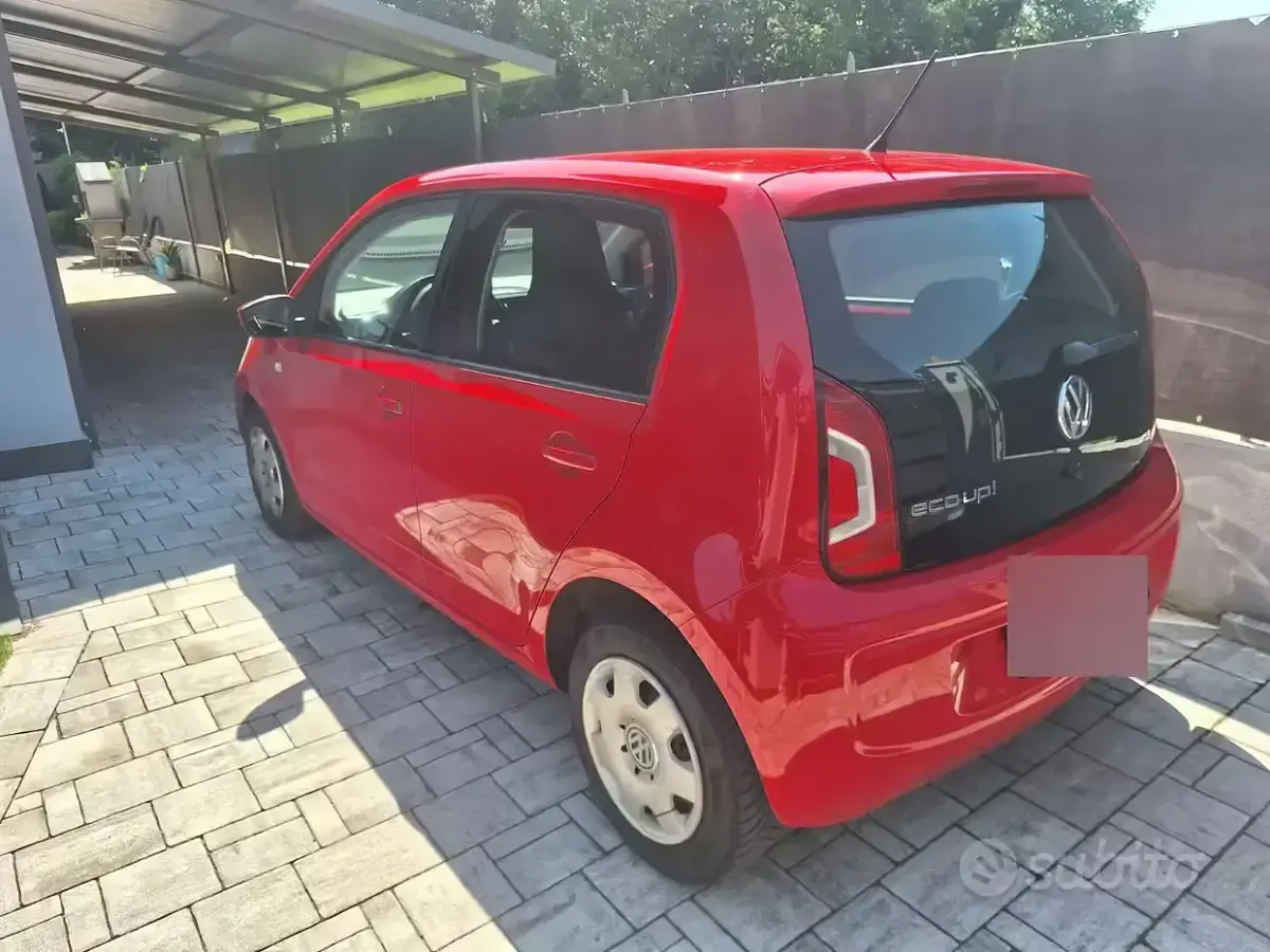 Usata VW up! 68 CV (50 kW) 2014 Rosso Utilitaria