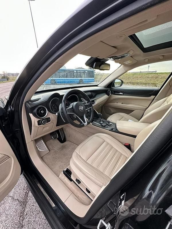 Usata Alfa Romeo Stelvio Lusso 210 CV (154 kW) 2019 SUV