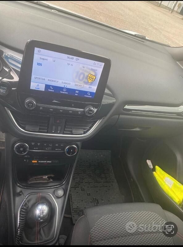 Usata Ford Puma 125 CV (91 kW) 2022 Bianco Utilitaria