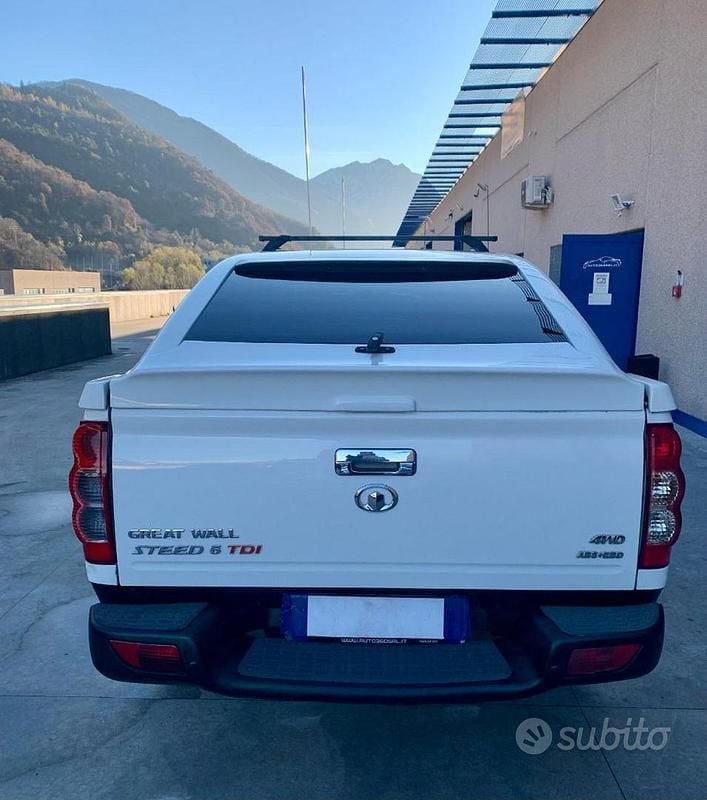 Usata Great Wall Steed 5 143 CV (105 kW) 2012 Bianco pastello Berlina
