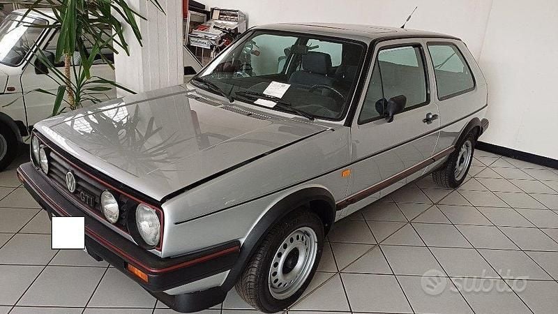 Usata VW Golf II GTI 110 CV (80 kW) 1985 Gray Utilitaria