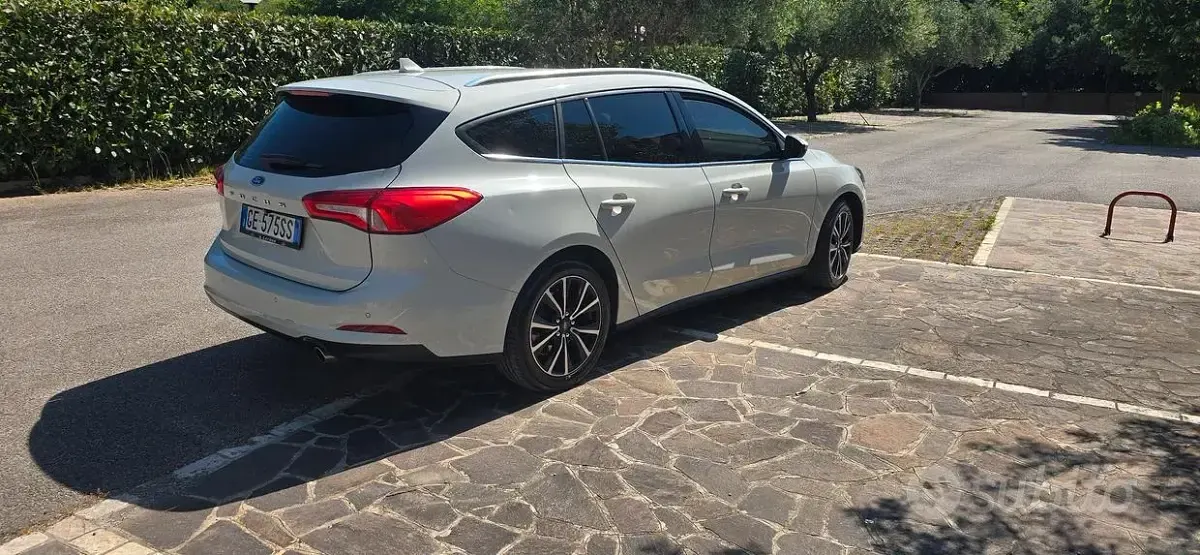 Usata Ford Focus 120 CV (88 kW) 2021 Bianco Station wagon
