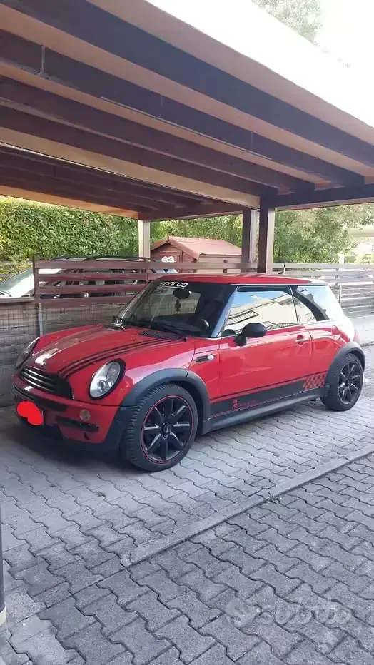 Usata Mini One D 88 CV (64 kW) 2005 Rosso Utilitaria