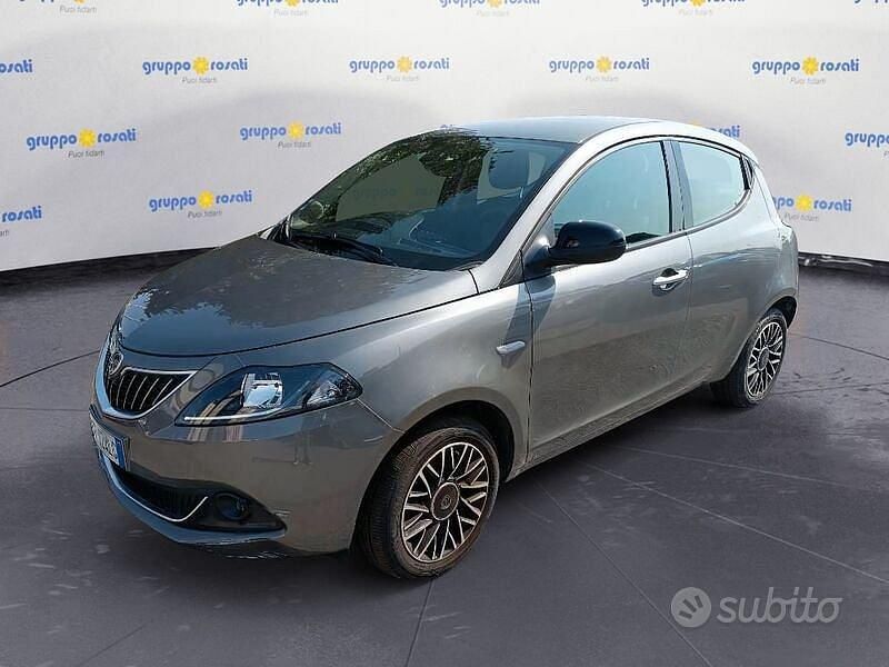 Other Usata 2024 Lancia Ypsilon Due volumi | 13.700 € (Buon prezzo) - Immagine 1/4