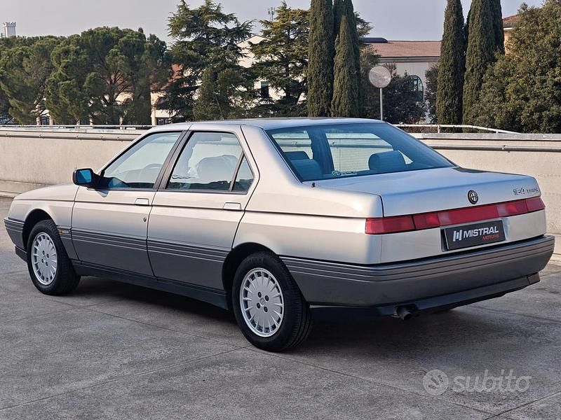Usata Alfa Romeo 164 145 CV (106 kW) 1988 Grigio Berlina