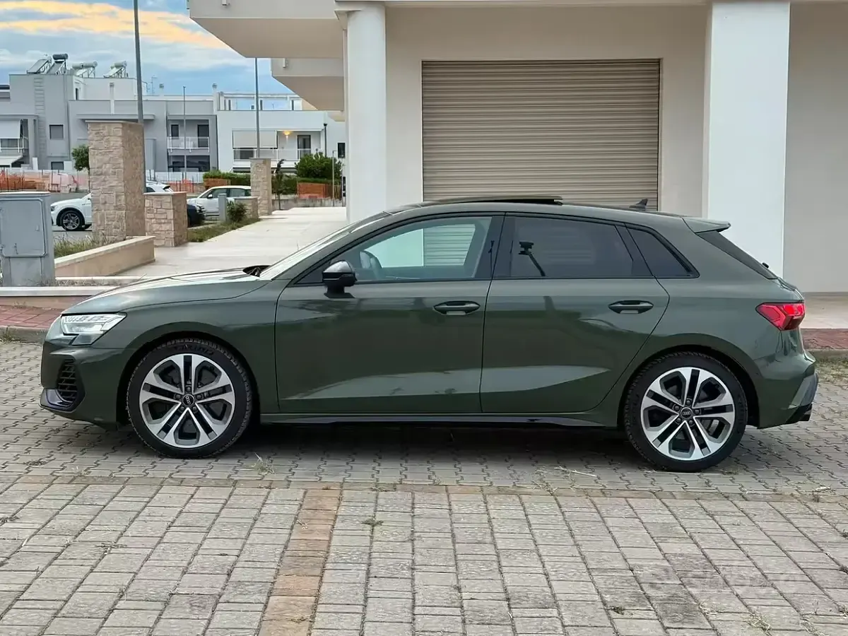 Usata Audi S3 Ambiente 333 CV (244 kW) 2024 Verde Berlina