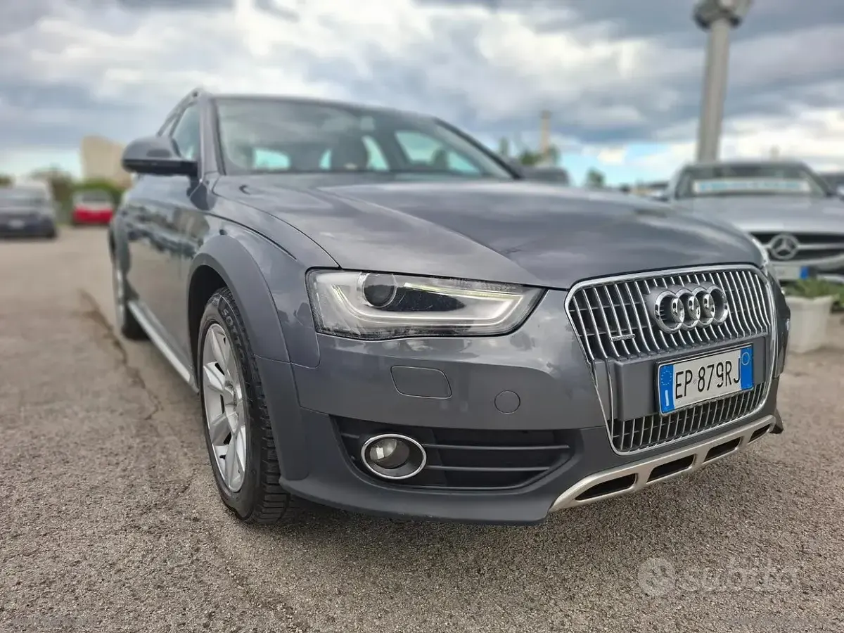 Usata Audi A4 Allroad 177 CV (130 kW) 2013 Grigio Station wagon