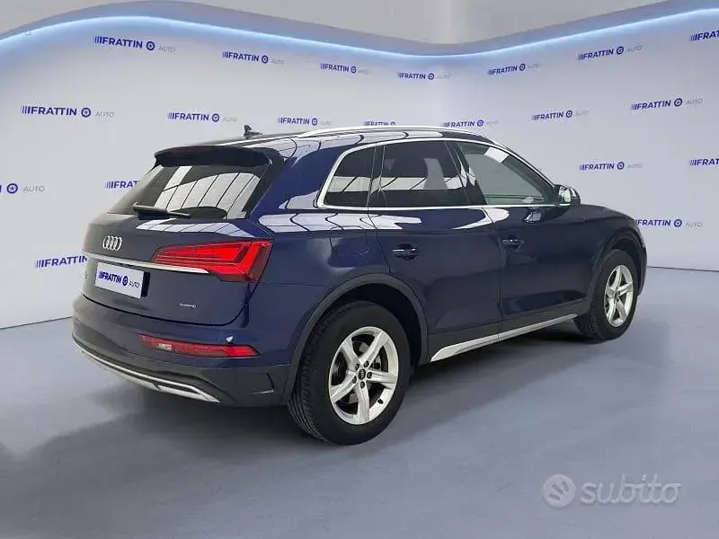 Usata Audi Q5 Business 204 CV (150 kW) 2021 Blu SUV