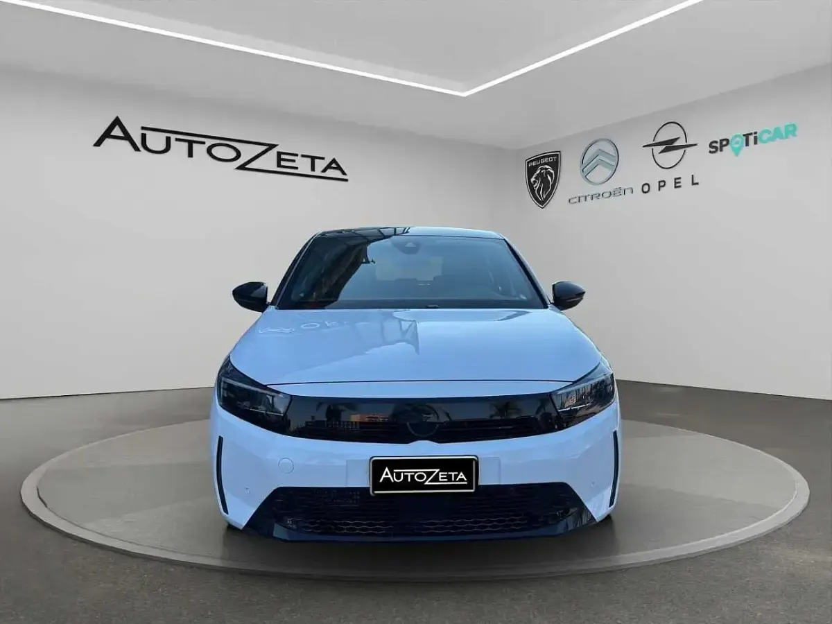 Nuova Opel Corsa 101 CV (74 kW) 2026 Bianco Utilitaria