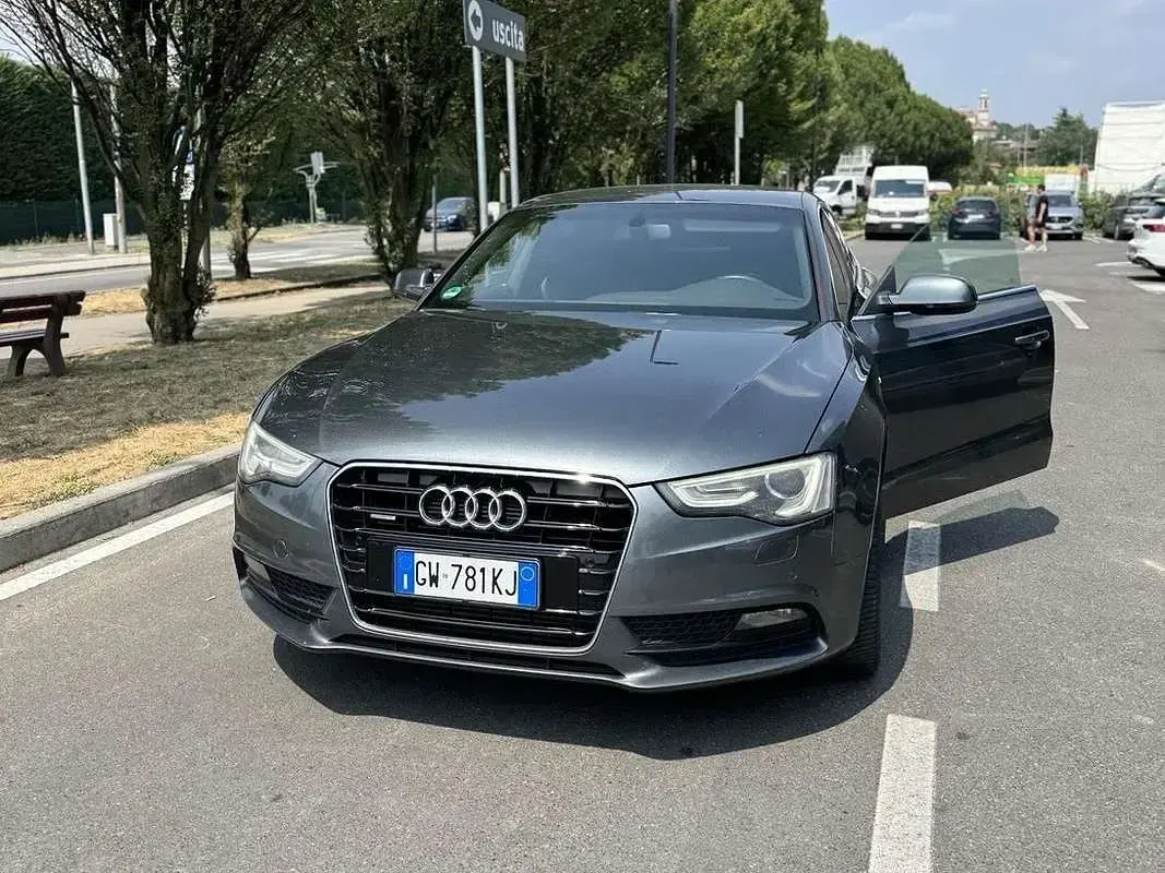 Usata Audi A5 Sportback Ambiente 245 CV (180 kW) 2012 Grigio Utilitaria