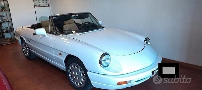 Usata Alfa Romeo Spider 116 CV (85 kW) 1990 Bianco Cabrio