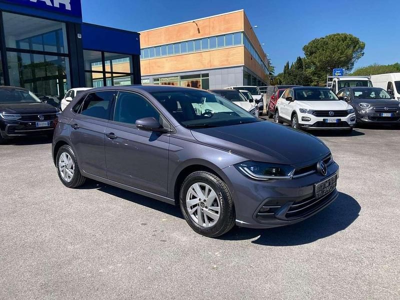 Usata VW Polo Style 90 CV (66 kW) 2022 Smoly grey Utilitaria