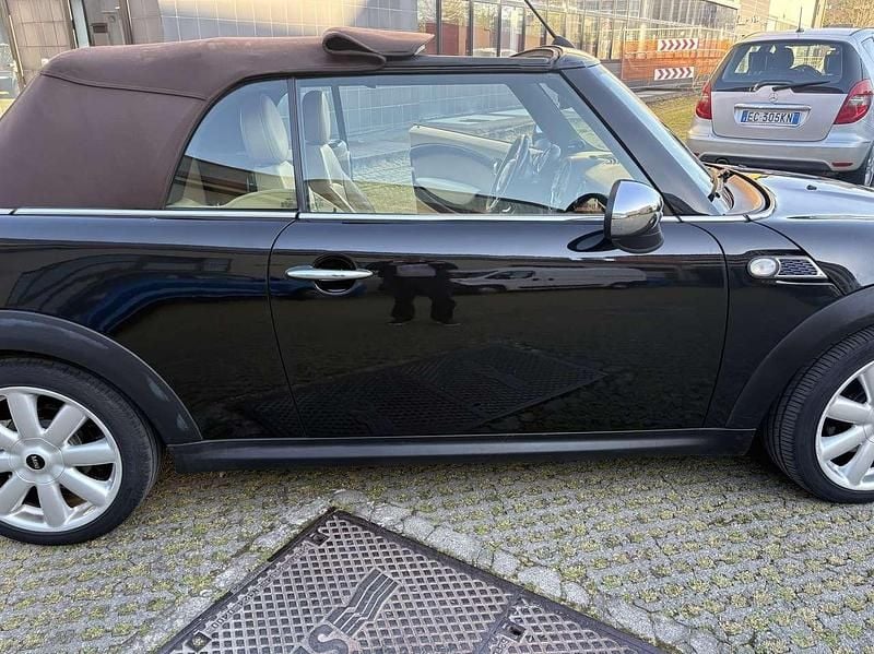 Usata Mini Cooper S Cabriolet 184 CV (135 kW) 2010 Nero Cabrio