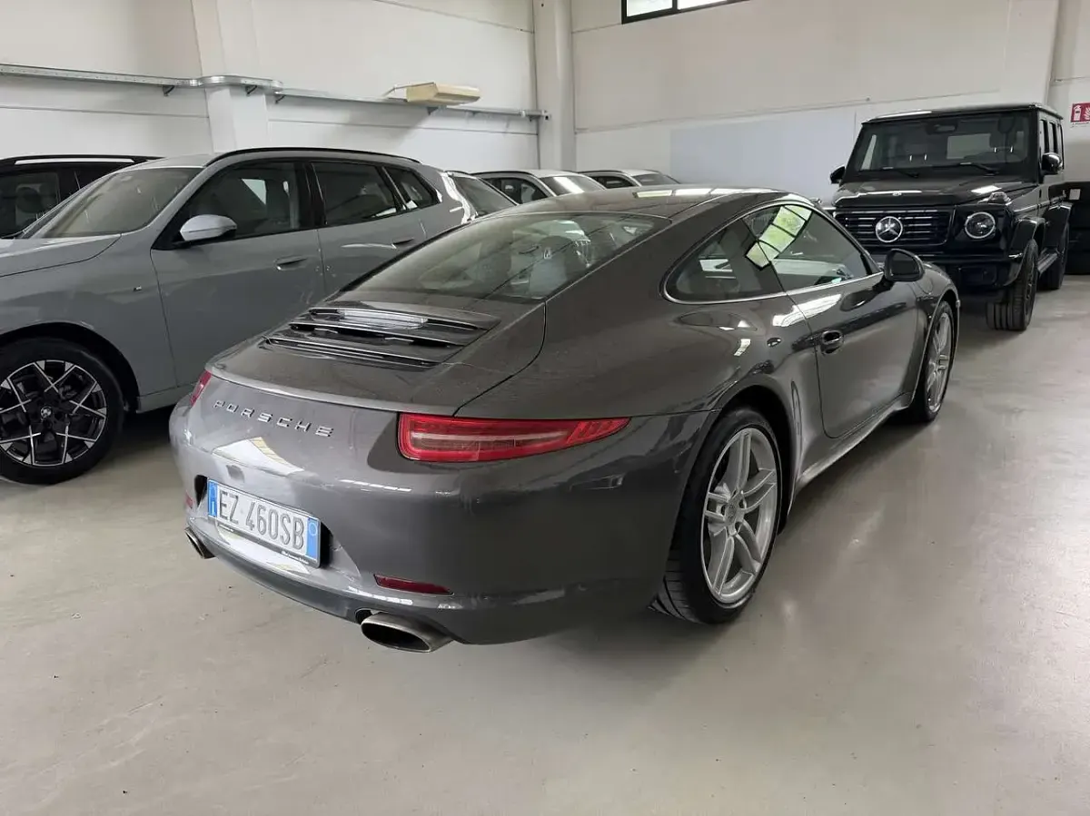 Usata Porsche 911 349 CV (256 kW) 2015 Argento Coupé
