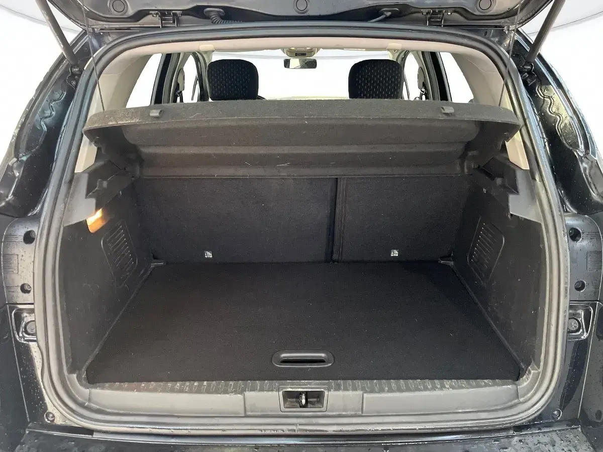 Usata Renault Captur Zen 90 CV (66 kW) 2017 Nero SUV